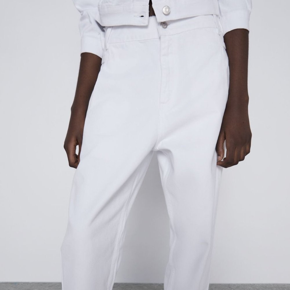 Zara High Rise Cropped Jeans - Picture 2 of 7
